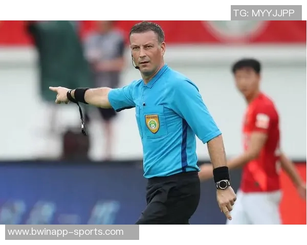 克拉滕伯格回应约克雷斯争议称裁判不会偏袒需适应英超节奏