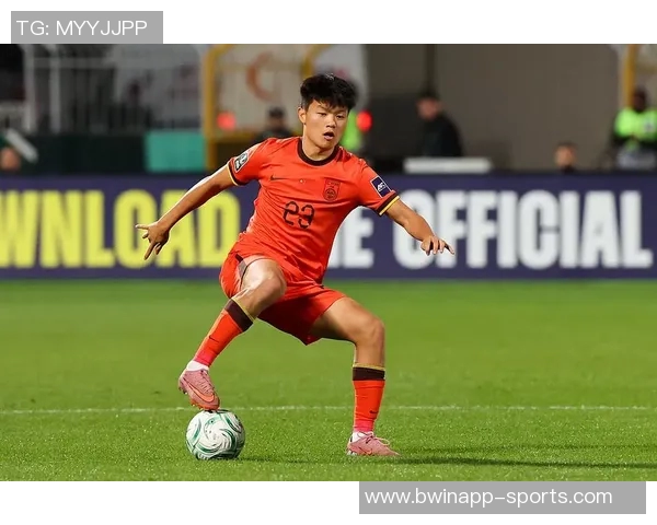 海港官方宣布签约20岁右后卫杨希助力U23国足未来发展