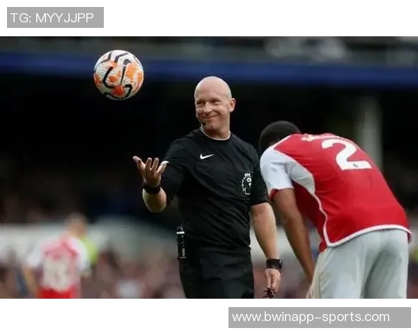 巴黎客战葡体裁判组确认英格兰裁判安东尼泰勒执法比赛全程